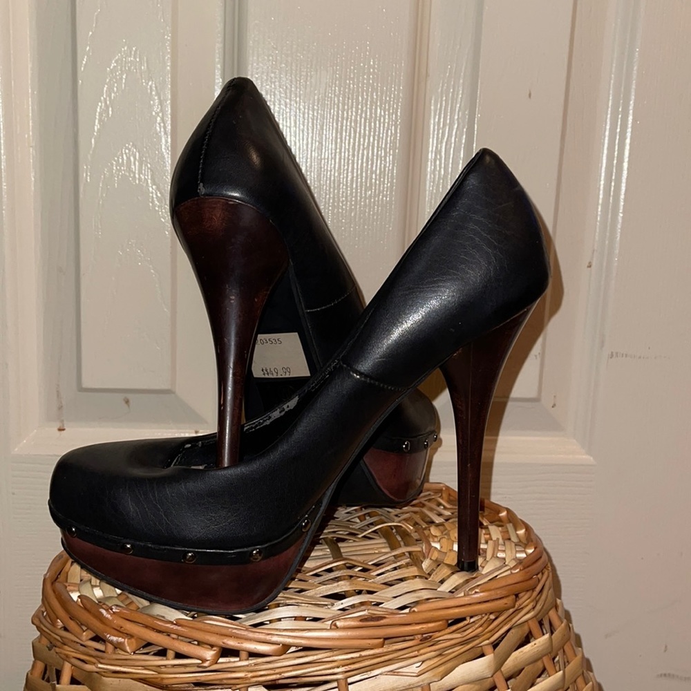 Rocking Stilettos